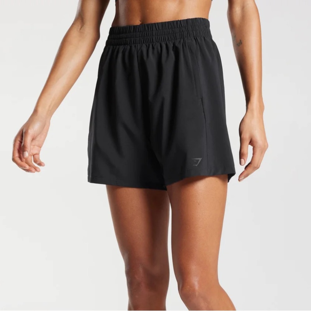 GymShark Size M Woven Pocket Shorts
